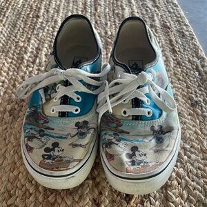 Vans x Disney Aloha Mickey Mouse sneakers 🌴